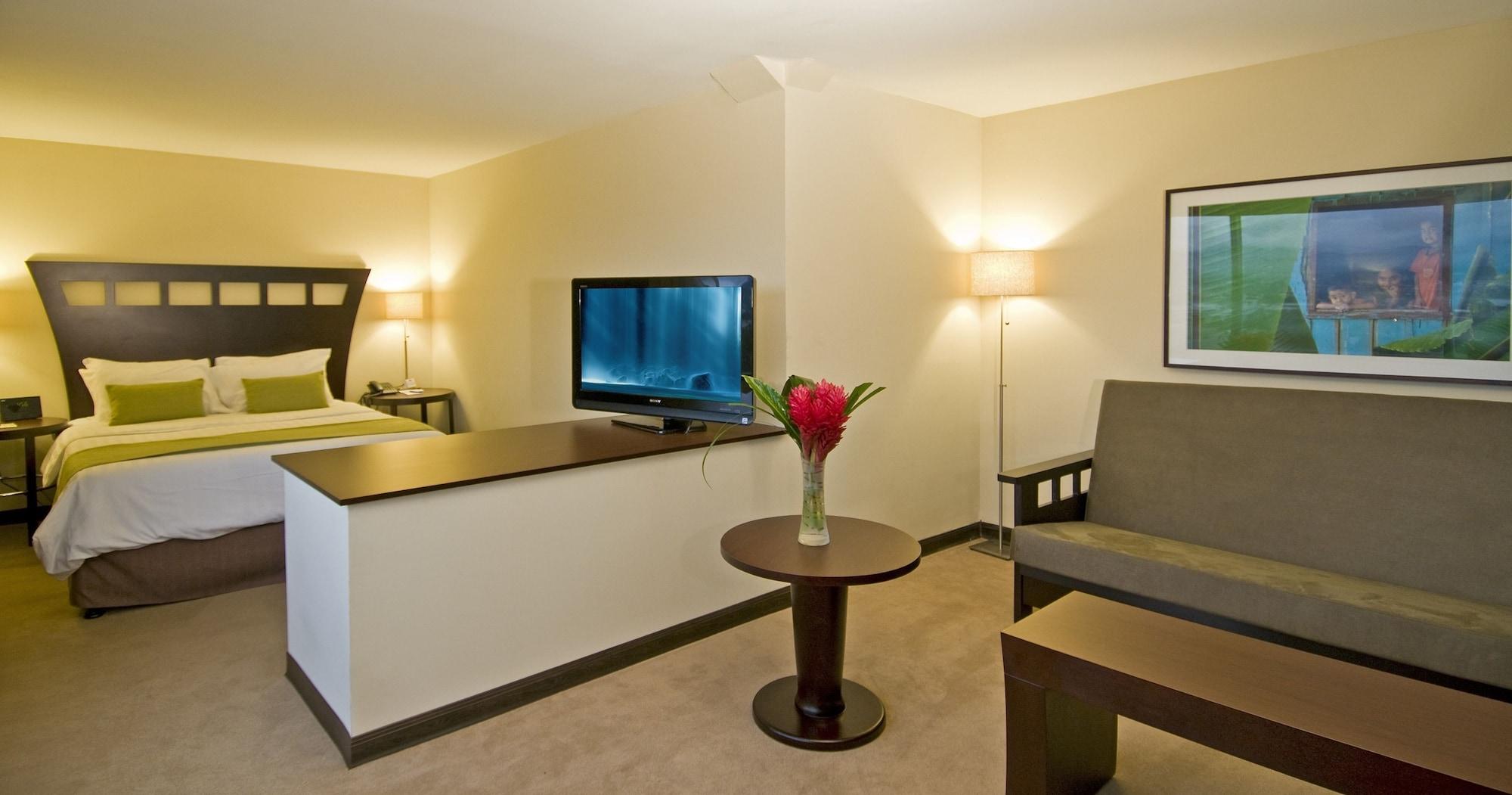 Tryp By Wyndham San Jose Sabana Hotel Екстериор снимка