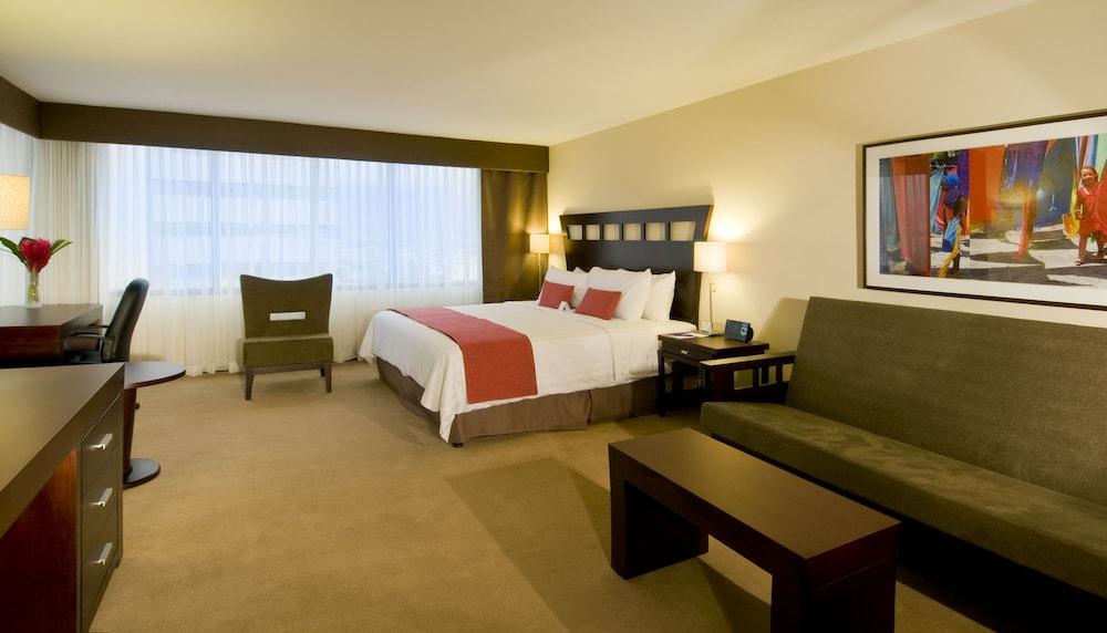 Tryp By Wyndham San Jose Sabana Hotel Екстериор снимка