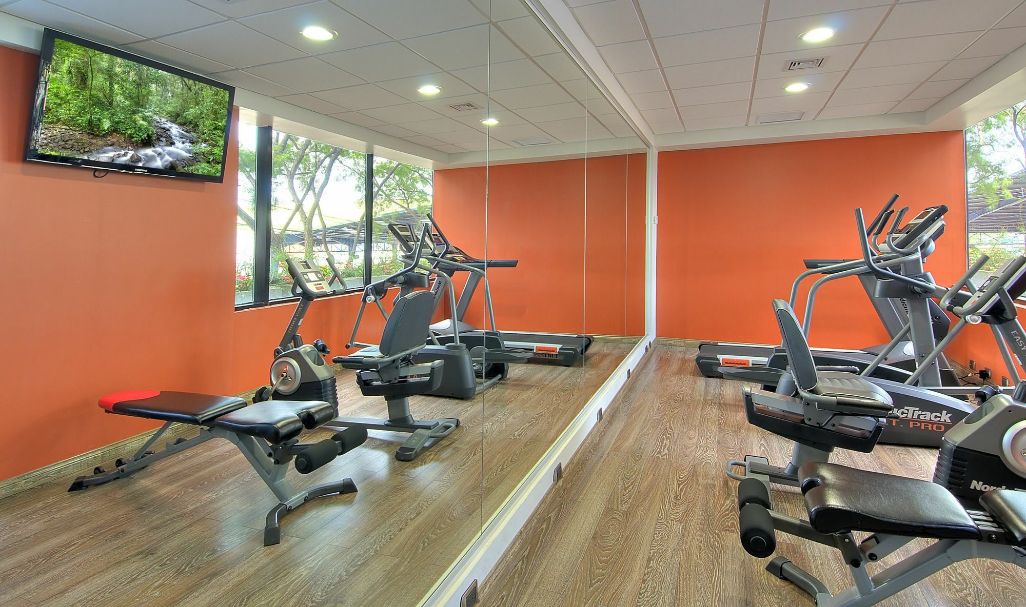 Tryp By Wyndham San Jose Sabana Hotel Екстериор снимка